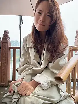 Mia-lp online show from 6, 4, 2026