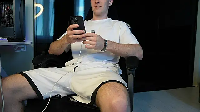 Snapshot of chantatummm chatting on 9, 6, 2026 chantatummm online show from 9, 6, 2026