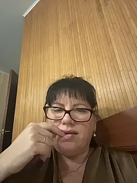 expensive lady online show from 28, 2, 2026