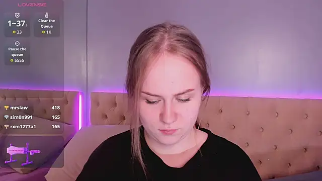 stacy moorex online show from 27, 5, 2026