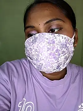 Snapshot of MISS_MADHURIBABY chatting on 7, 5, 2026 MISS MADHURIBABY online show from 7, 5, 2026