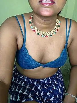 Snapshot of MISS_MADHURIBABY chatting on 2, 6, 2026 MISS MADHURIBABY online show from 2, 6, 2026