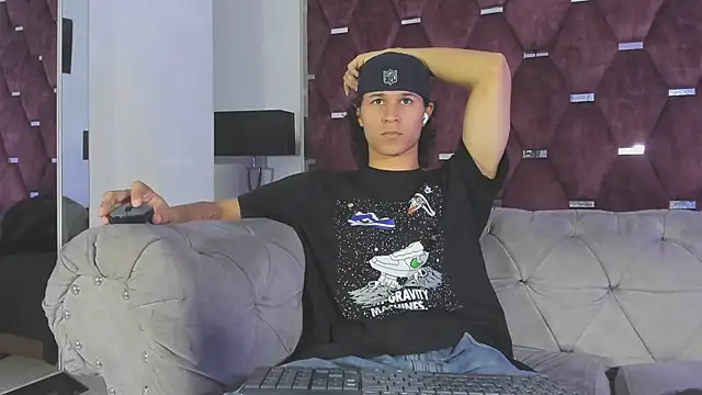 TonyBenedetti online show from 4, 6, 2026