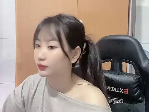 Sunny2868 online show from 13, 3, 2026