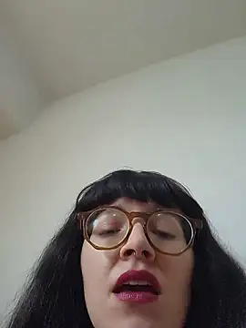 Mommynatrix online show from 29, 5, 2026