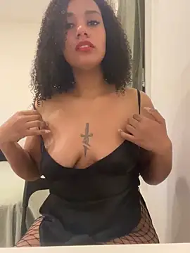 Snapshot of tokishaaa10 chatting on 2, 3, 2026 tokishaaa10 online show from 2, 3, 2026