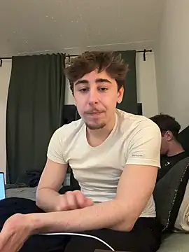 Snapshot of enzo_savagee chatting on 24, 2, 2026 enzo savagee online show from 24, 2, 2026