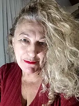 Luccia56 online show from 4, 3, 2026