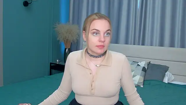 Glow Margo online show from 8, 3, 2026