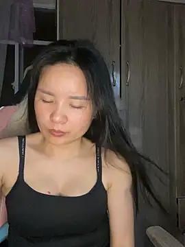 Ivy Trix2 online show from 31, 3, 2026