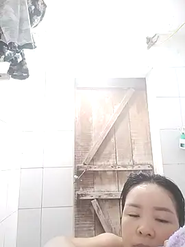 Ivy Trix2 online show from 7, 4, 2026