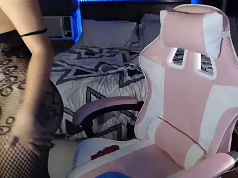 Snapshot of froxxy10 chatting on 25, 3, 2026 froxxy10 online show from 25, 3, 2026