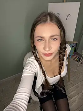 Snapshot of SofieLund chatting on 2, 3, 2026 SofieLund online show from 2, 3, 2026