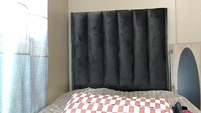 Snapshot of LexyDiana chatting on 29, 4, 2026 LexyDiana online show from 29, 4, 2026