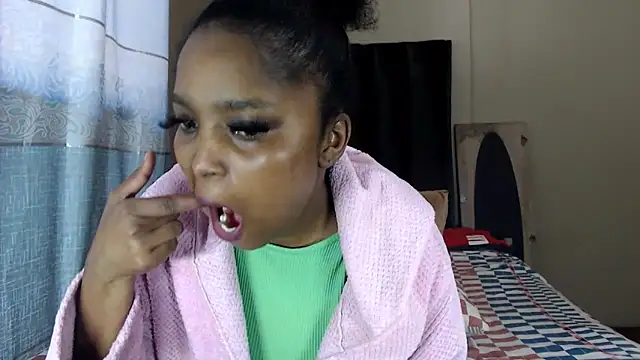 Snapshot of LexyDiana chatting on 5, 6, 2026 LexyDiana online show from 5, 6, 2026