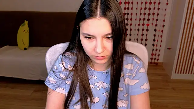 Snapshot of Ari_Grend chatting on 1, 3, 2026 Ari Grend online show from 1, 3, 2026