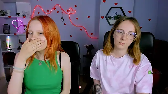 cassandra nik online show from 23, 5, 2026