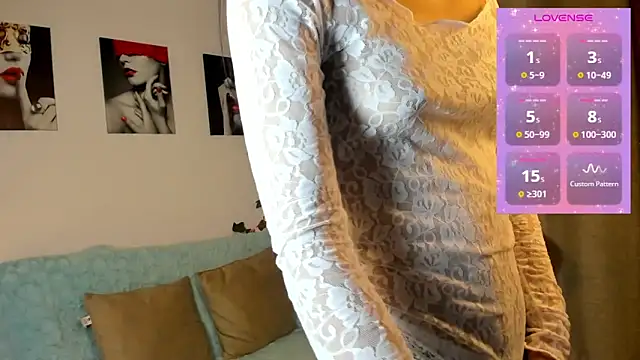 Snapshot of Rebeca_Marchetti chatting on 21, 5, 2026 Rebeca Marchetti online show from 21, 5, 2026