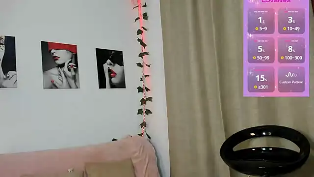 Snapshot of Rebeca_Marchetti chatting on 30, 6, 2026 Rebeca Marchetti online show from 30, 6, 2026