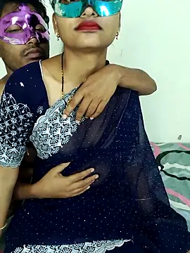 Sweet Cpl  online show from 12, 4, 2026