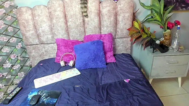 Snapshot of Miis_Beella chatting on 28, 2, 2026 Miis Beella online show from 28, 2, 2026