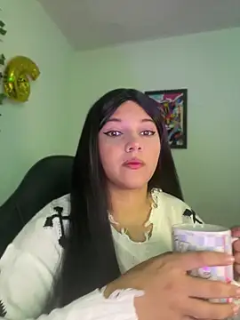 aurora bela online show from 8, 4, 2026