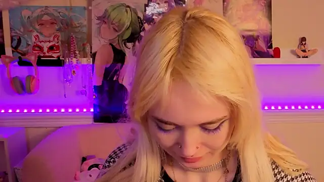 Snapshot of Iris_Ivory chatting on 1, 3, 2026 Iris Ivory online show from 1, 3, 2026