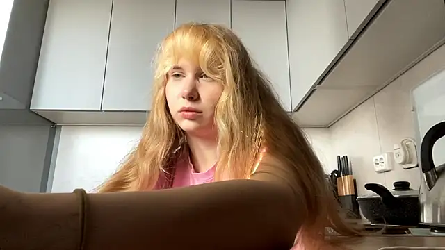 ShariLappas online show from 14, 3, 2026