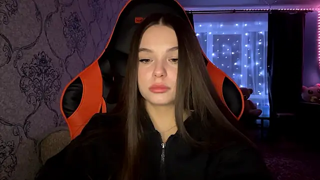 Snapshot of AkikoAnkrom chatting on 1, 3, 2026 AkikoAnkrom online show from 1, 3, 2026