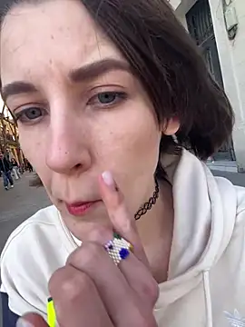 Kamorana online show from 9, 3, 2026