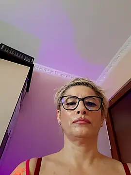 Snapshot of LunaBlaise chatting on 23, 4, 2026 LunaBlaise online show from 23, 4, 2026