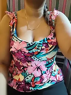 Snapshot of mishti_sharma20 chatting on 10, 7, 2026 mishti sharma20 online show from 10, 7, 2026
