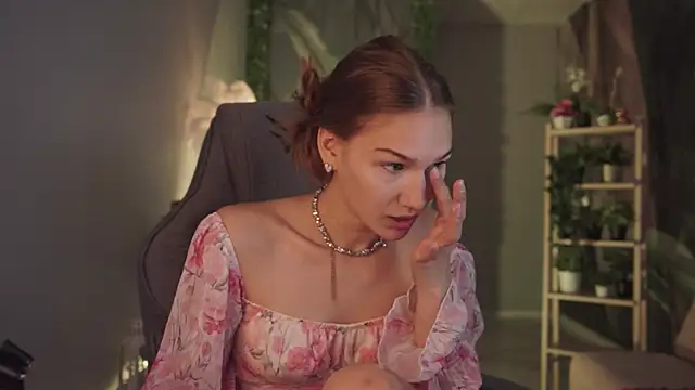 Snapshot of Sweet_Emilya chatting on 3, 6, 2026 Sweet Emilya online show from 3, 6, 2026
