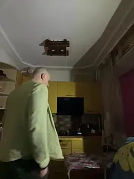 Alesio Alesio online show from 4, 3, 2026