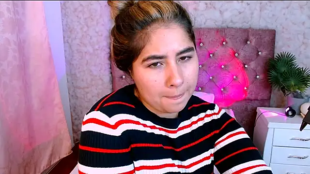 Sofiazaf  online show from 18, 3, 2026