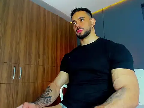 Snapshot of massimo_visconti chatting on 9, 3, 2026 massimo visconti online show from 9, 3, 2026