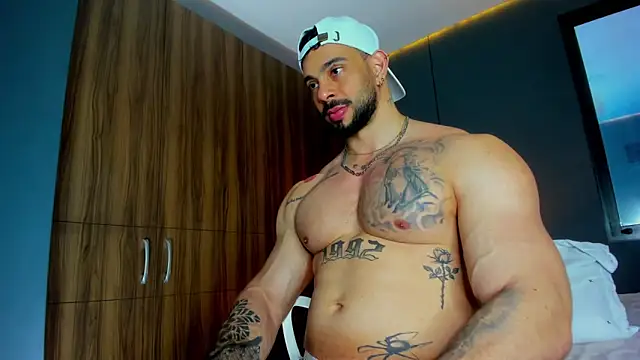 Snapshot of massimo_visconti chatting on 12, 3, 2026 massimo visconti online show from 12, 3, 2026