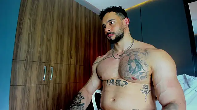 Snapshot of massimo_visconti chatting on 14, 3, 2026 massimo visconti online show from 14, 3, 2026