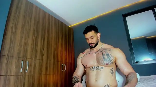 Snapshot of massimo_visconti chatting on 16, 3, 2026 massimo visconti online show from 16, 3, 2026