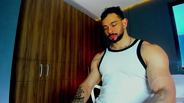 Snapshot of massimo_visconti chatting on 30, 3, 2026 massimo visconti online show from 30, 3, 2026