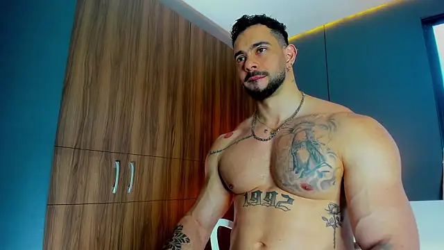 Snapshot of massimo_visconti chatting on 13, 4, 2026 massimo visconti online show from 13, 4, 2026