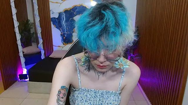 Lyra tay online show from 21, 4, 2026