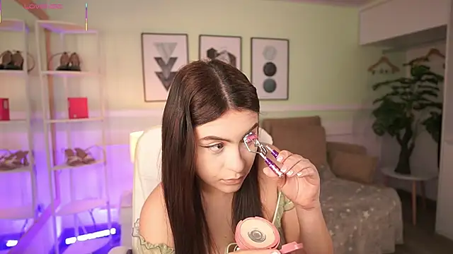 MandyCollins online show from 17, 4, 2026