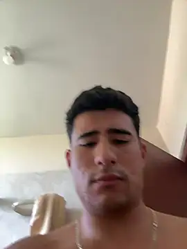 Snapshot of David-latinlover chatting on 1, 7, 2026 David-latinlover online show from 1, 7, 2026