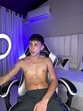 Snapshot of Rome_cortes chatting on 3, 3, 2026 Rome cortes online show from 3, 3, 2026