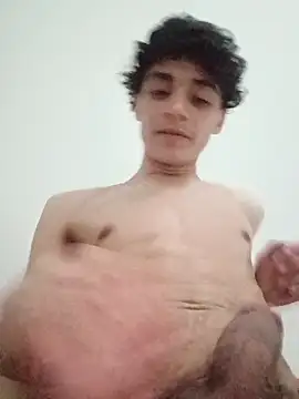 Snapshot of --hot-boy-- chatting on 23, 4, 2026 --hot-boy-- online show from 23, 4, 2026