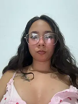 Aliciaa-petite online show from 21, 7, 2026