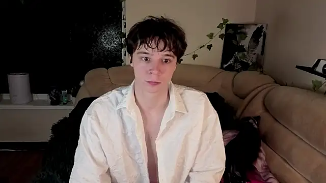 Snapshot of AnthonyCuutie chatting on 4, 4, 2026 AnthonyCuutie online show from 4, 4, 2026