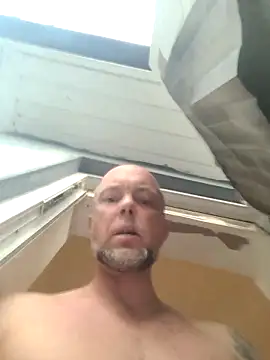 HornyDaddyMuscle online show from 22, 5, 2026