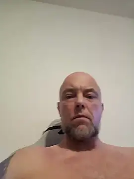 HornyDaddyMuscle online show from 5, 6, 2026
